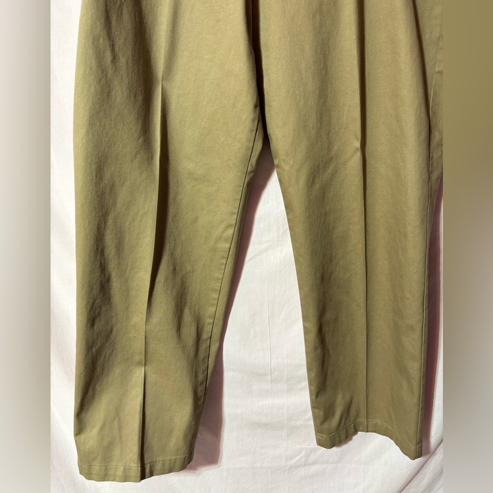 Dockers Tan Khaki Pants - Picture 4 of 12